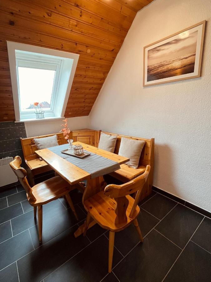 Frieda - Ferienwohnung Mit Deichblick Friedrichskoog Exterior foto